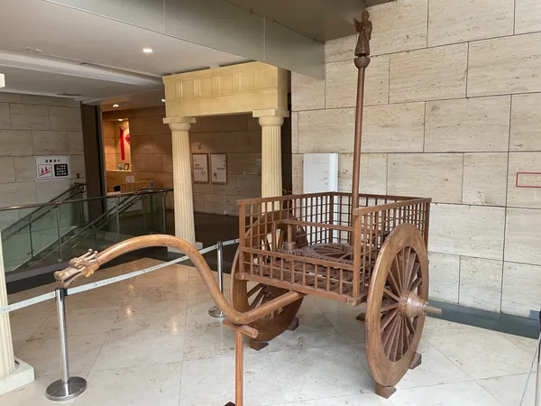 A wooden reconstruction of the ancient Chinese south-pointing chariot